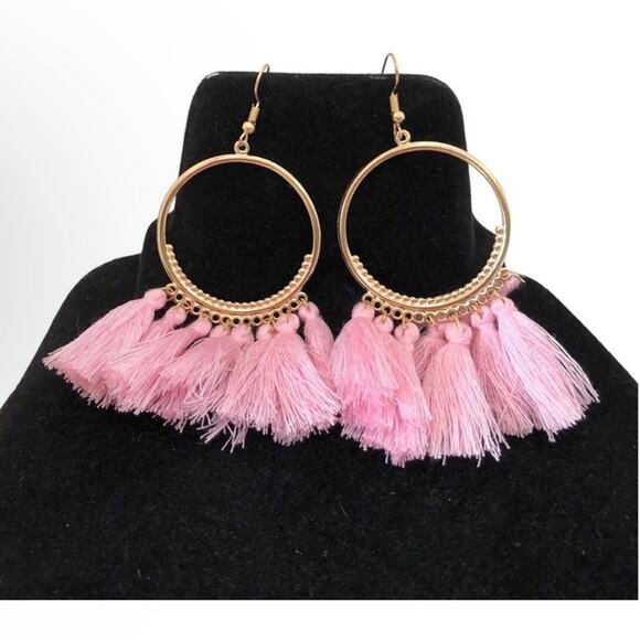Boho Chic Hippie NWOT Light Pink Tassel Gold Tone Metal Hoop Earrings - Picture 3 of 10
